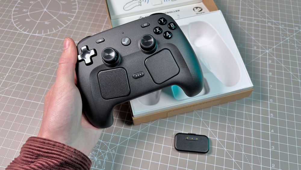 Steam Controller 2026: price, specs, tests, and comparison before